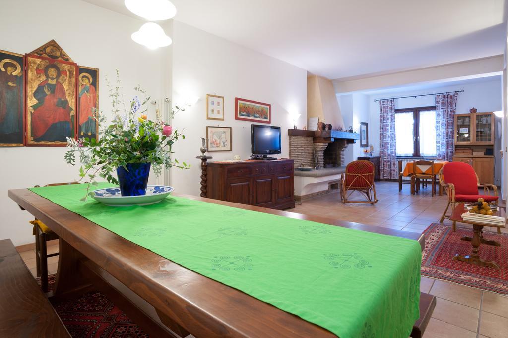 La Villa Di Lucia Viterbo Szoba fotó